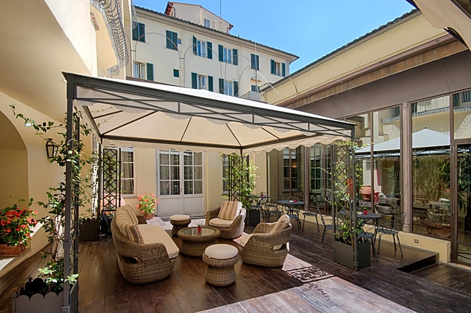 Anglo American Hotel Florence, Curio Collection by Hilton