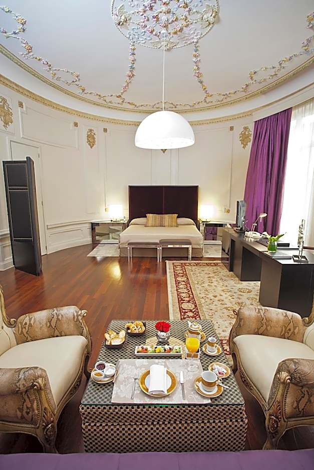 Savoy Hotel