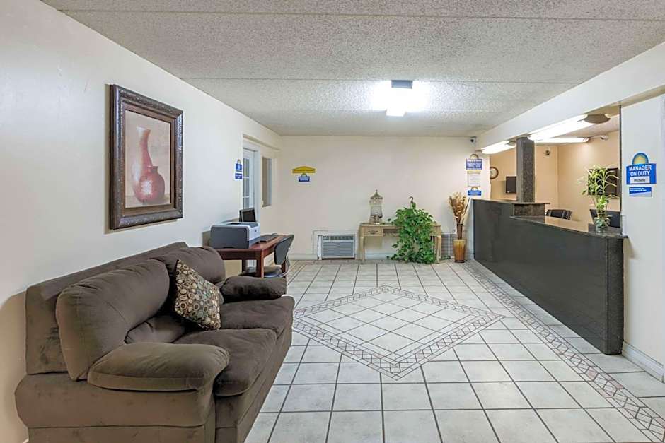 Days Inn by Wyndham Midland