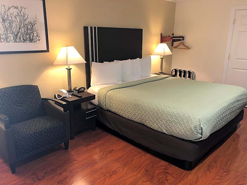 Lombard Plaza Motel