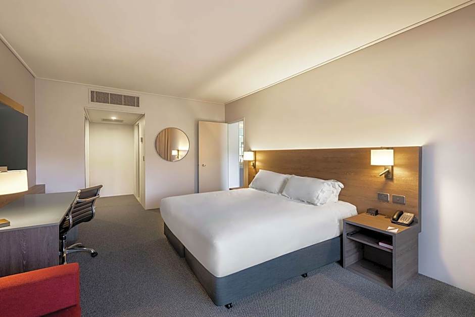 DoubleTree By Hilton Alice Springs