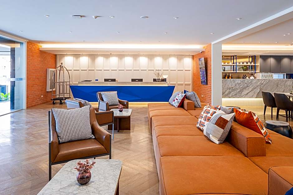 Blue Hippo Hotel