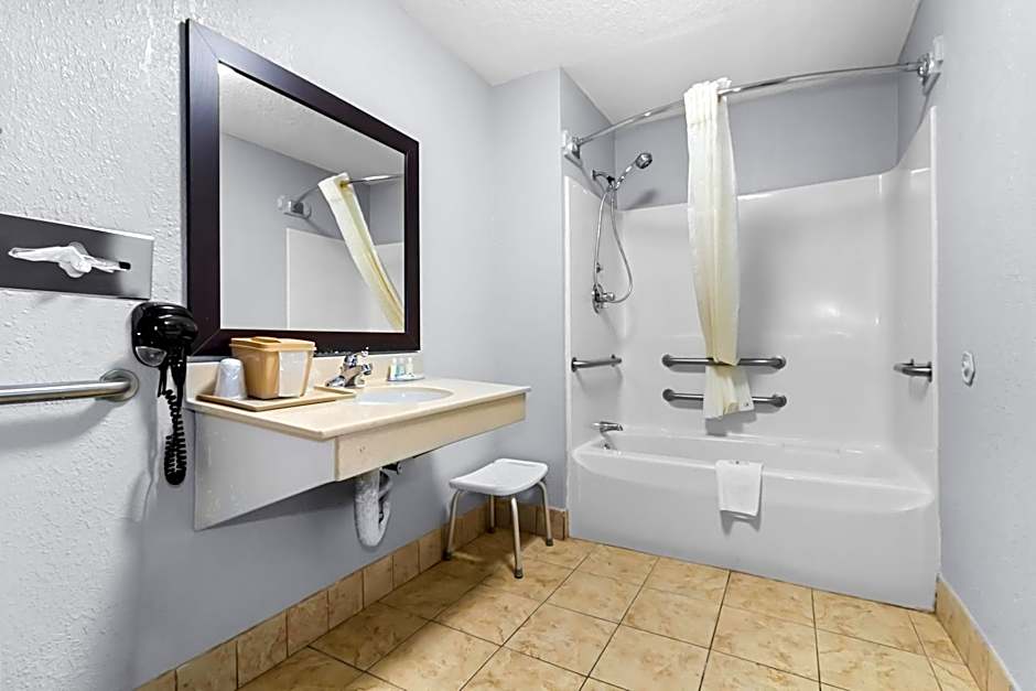 Quality Inn & Suites Florence Civic Center