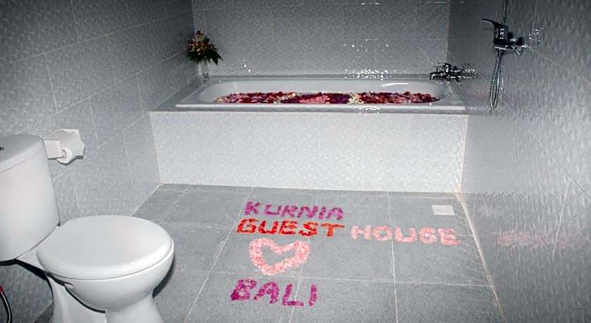 Kurnia Guest House & Spa 