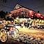 Royal Street Inn & Bar