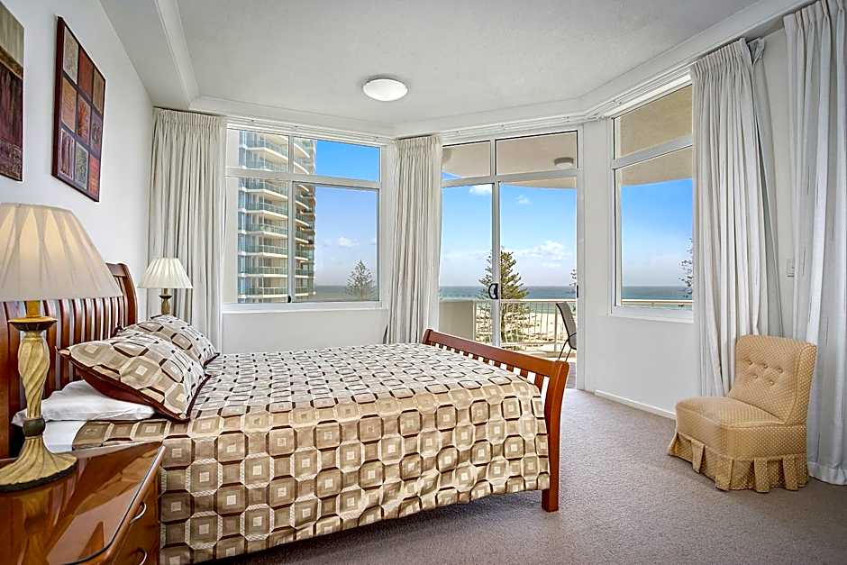 Kirra Beach Apartments
