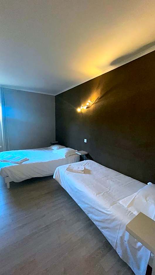 GOOD NIGHT HÔTEL By L'excess