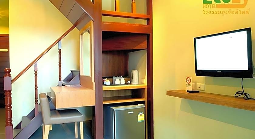 Phuket Ecozy Hotel