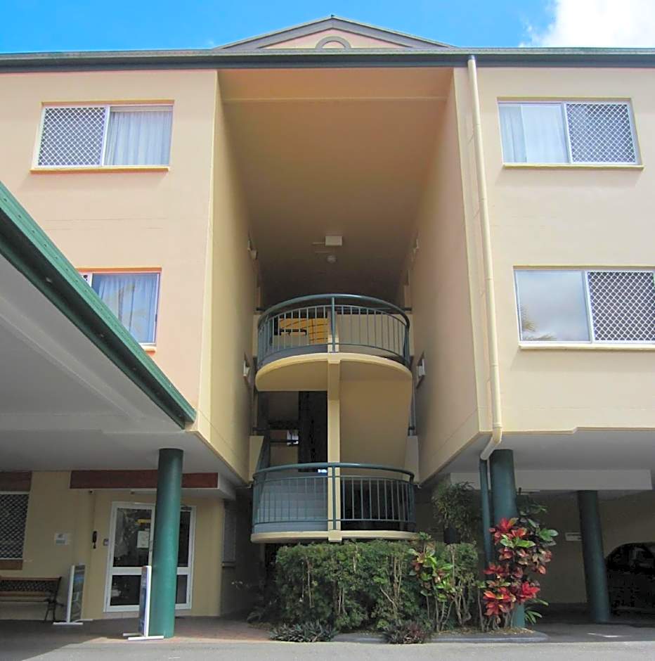 Tradewinds McLeod Holiday Apartments