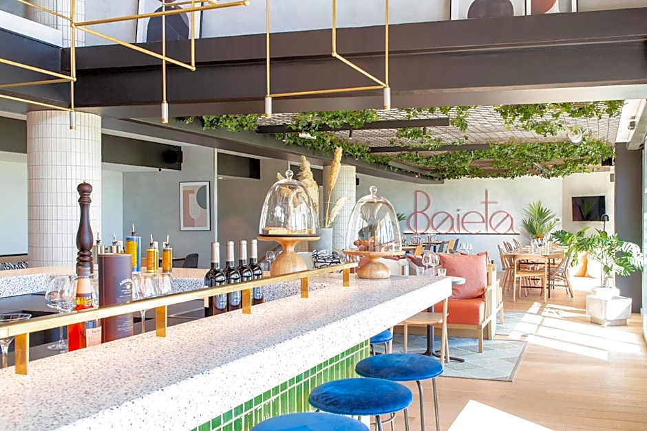 Ibis Nice Aéroport Promenade des Anglais