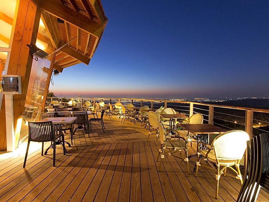 Shoresh Green Hills Hotel