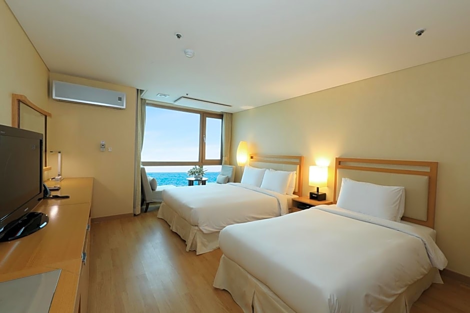 Ocean Suite Jeju Hotel