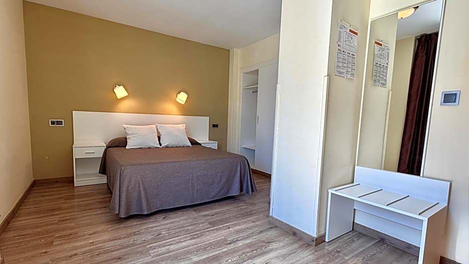 Hotel Celymar