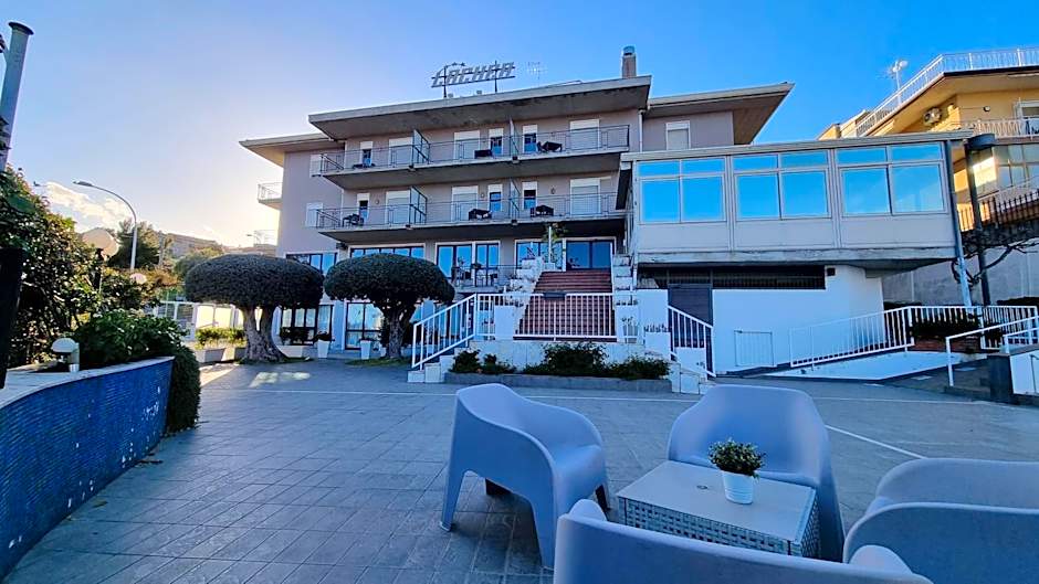Hotel Lachea