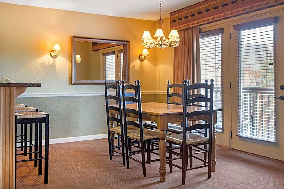 Bluegreen Vacations Blue Ridge Village, an Ascend Collection Resort