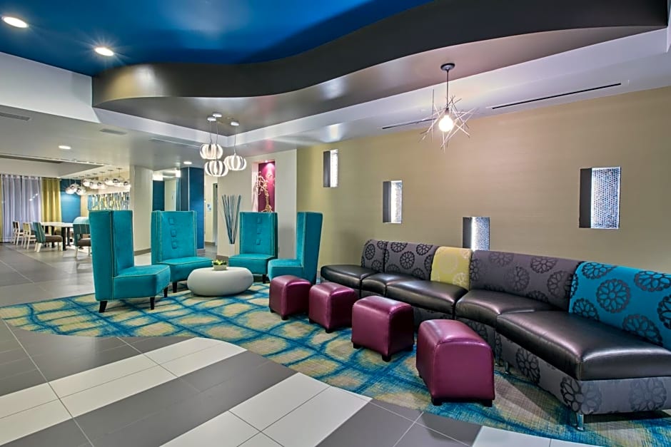 Holiday Inn Express & Suites Carlisle By IHG