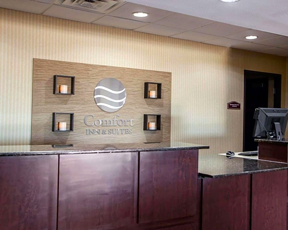 Comfort Inn & Suites Harrisonville