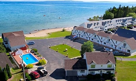 Bridgeview Motel