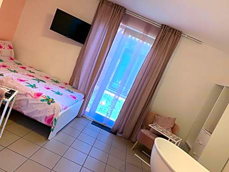 Deluxe Double Room with Bath