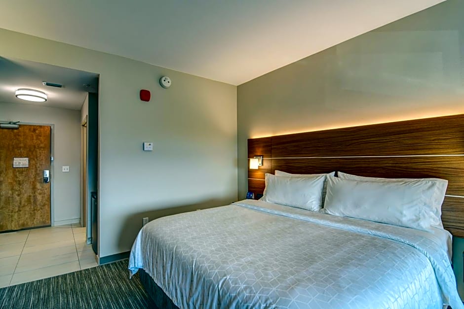 Holiday Inn Express - Fort Walton Beach Central by IHG
