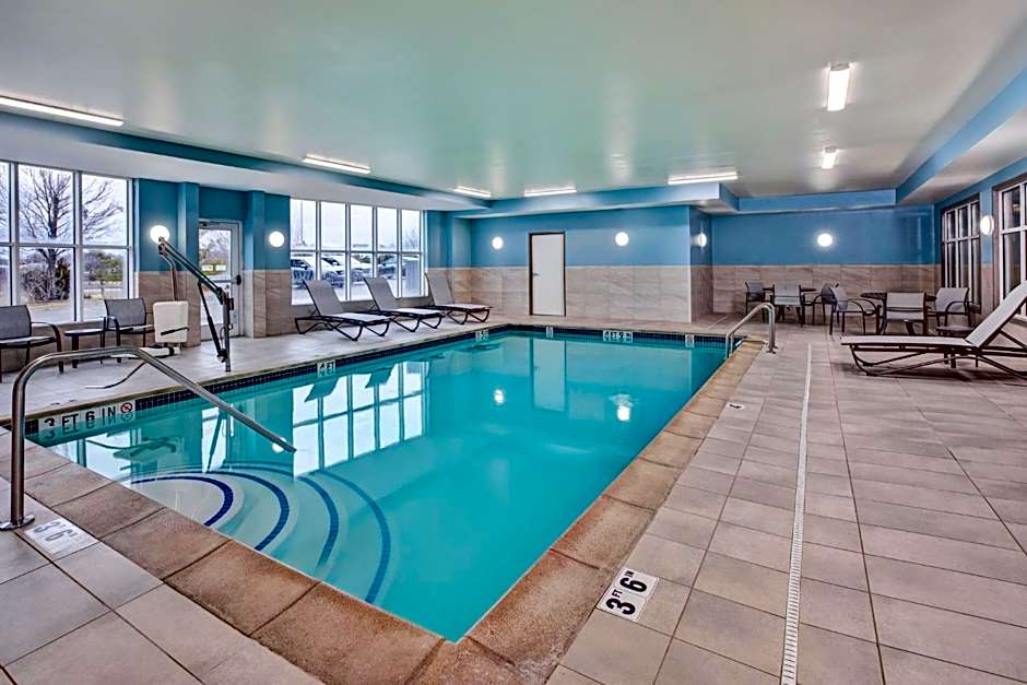 Holiday Inn Express Hotel & Suites Auburn Hills By IHG