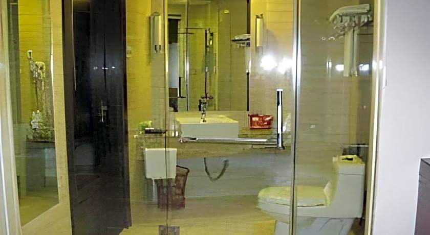 Calvin Hotel