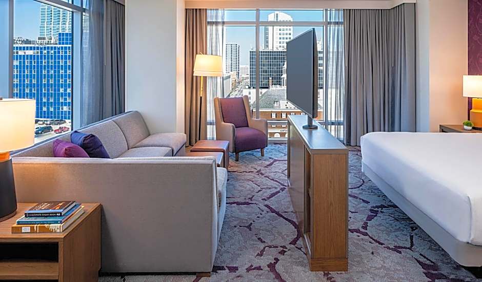 Hyatt House Tampa Downtown