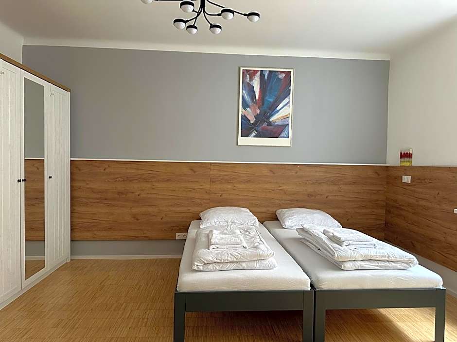 Lion`s Rooms n Apartments