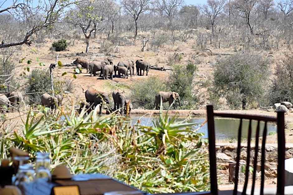 MILIMA Big 5 Safari Lodge