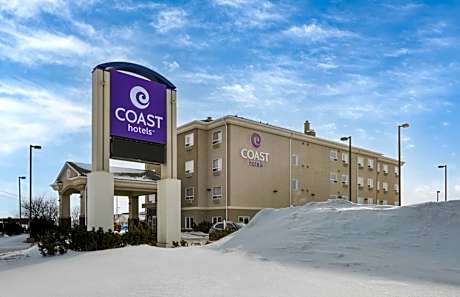 Coast Weyburn Hotel