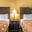 Quality Inn & Suites Pittsburgh Harmarville