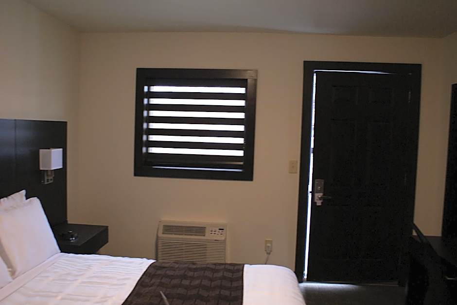 Boarders Inn & Suites by Cobblestone Hotels - Syracuse