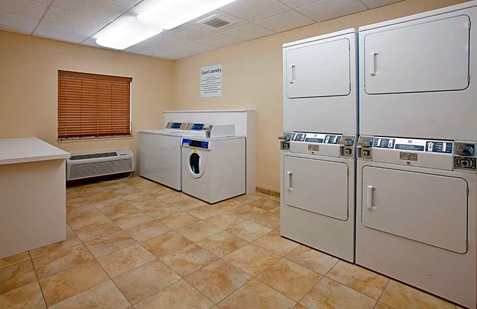 Candlewood Suites Kansas City Northeast By IHG