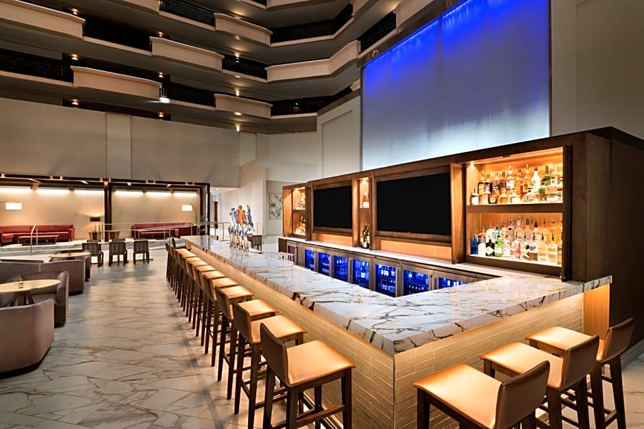 Embassy Suites by Hilton Phoenix Downtown North