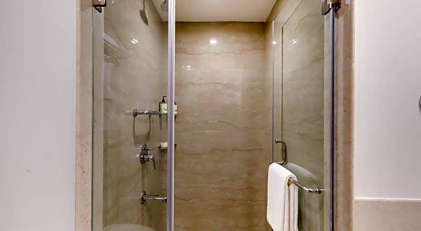 Lemon Tree Hotel Sector 60 Gurugram