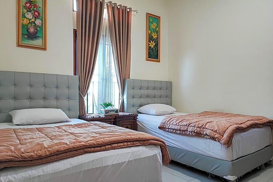 RedDoorz Syariah @ Penginapan Citra Alam 2