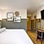 River Canyon Lodge