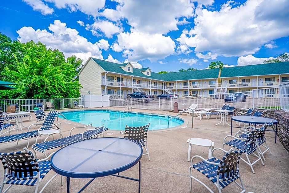 Hotel O Eureka Springs - Christ of Ozark Area