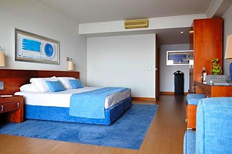 Premium Room with Sea View