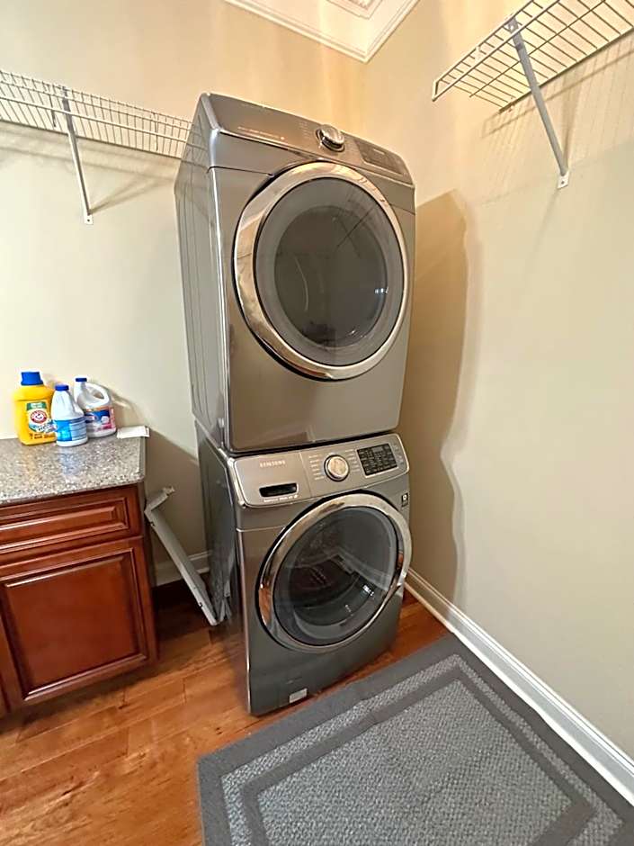 MooreField Suites Greensboro East