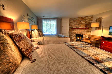 Deluxe Two Queen Beds With Fireplace and Balcony