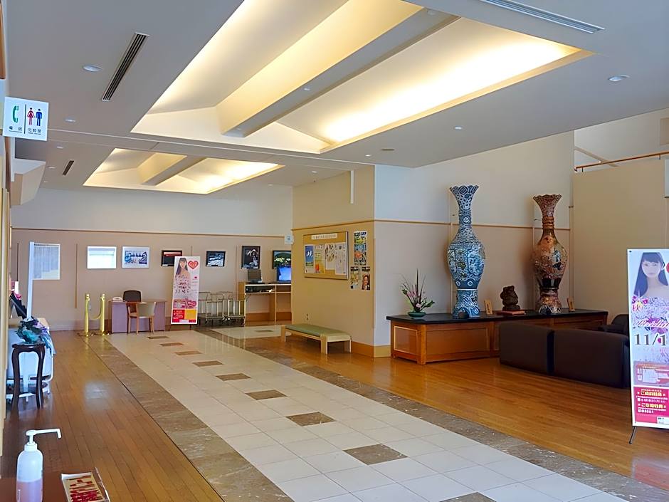 Hotel Okhotsk Palace