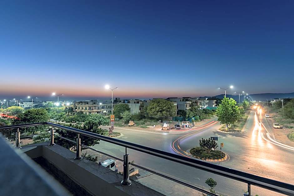 FT Residencia – Islamabad, OH
