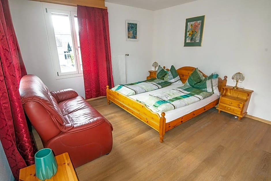 Sonne Holiday Rooms