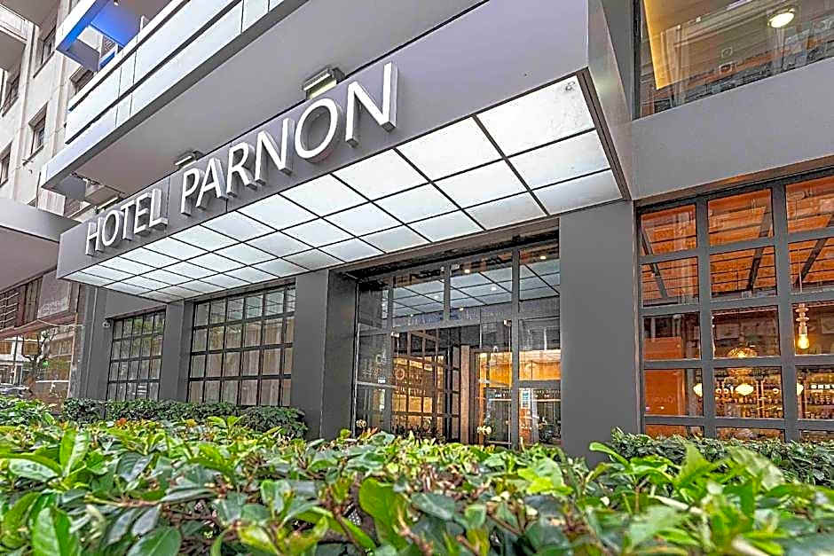 Parnon Hotel