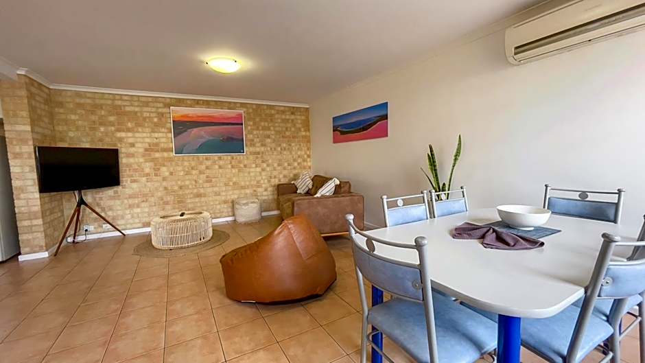Esperance Foreshore Apartments