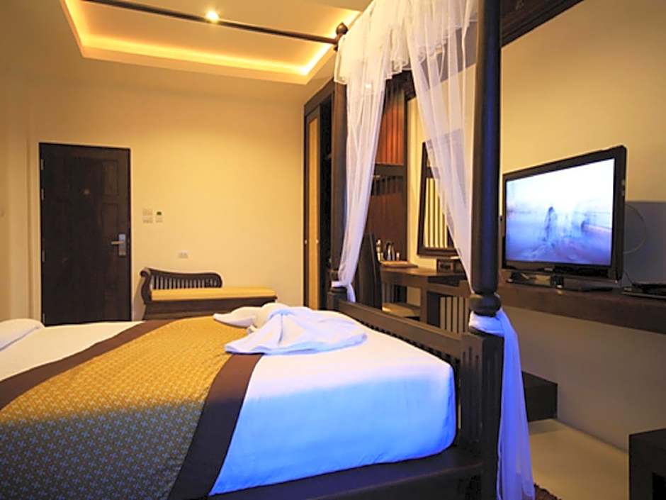 Dee Andaman Hotel