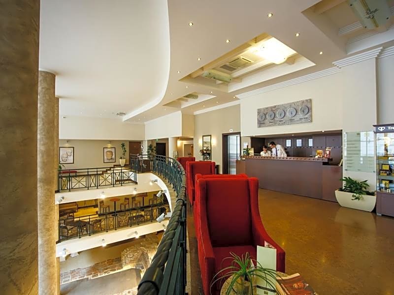 Arena Di Serdica Hotel