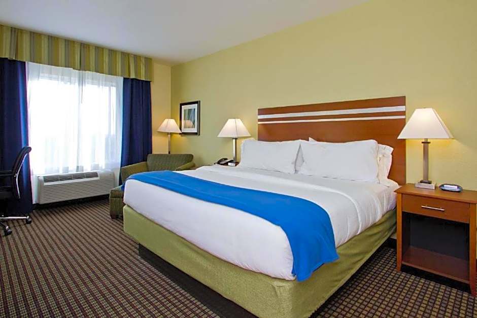 Holiday Inn Express & Suites Denver East-Peoria Street By IHG