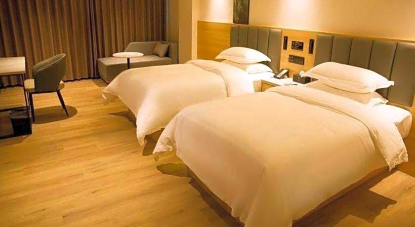 GreenTree Inn Liaocheng Chiping East Huixin Road Business Hotel
